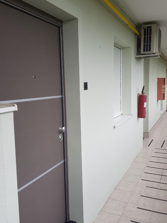 Marsim Lux Apartman Zagreb Exteriör bild